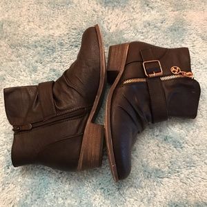 Women's Black Boots